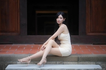 可愛小依 絲襪美腿