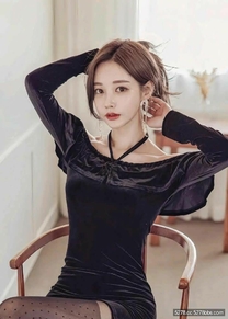感性黑色 淑女